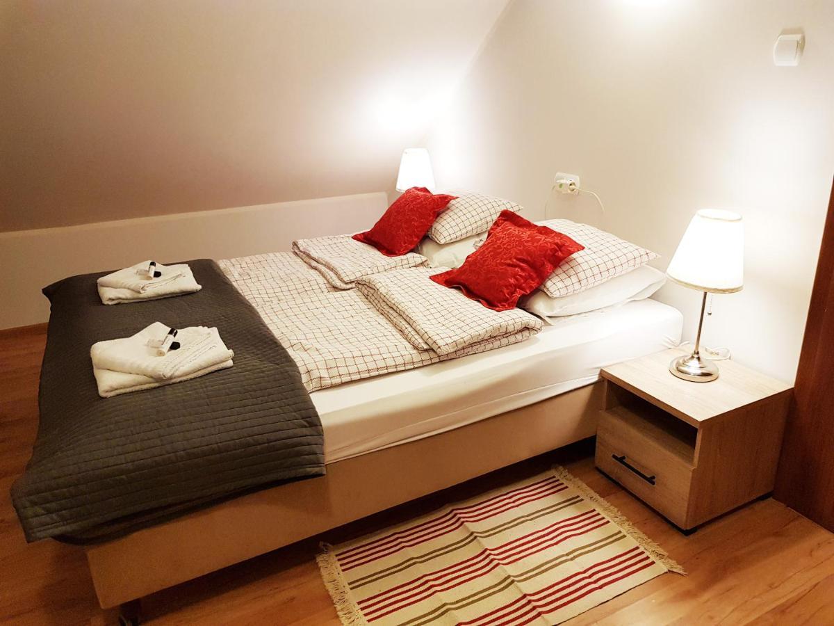 Bed and Breakfast Balaton Rowy Ровы Экстерьер фото