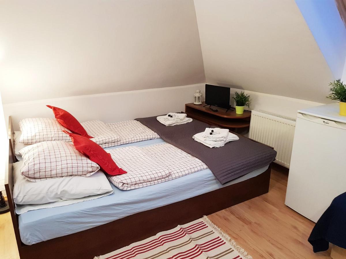 Bed and Breakfast Balaton Rowy Ровы Экстерьер фото