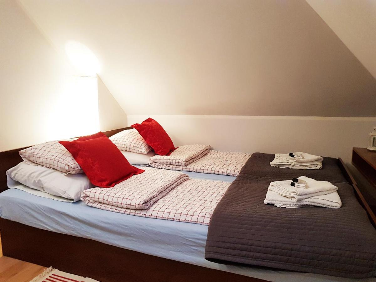 Bed and Breakfast Balaton Rowy Ровы Экстерьер фото